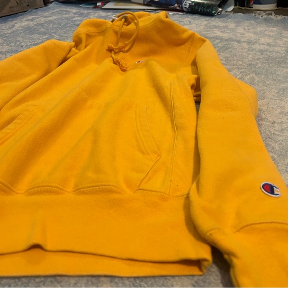 Champion Reverse Weave Mustard Yellow Sweatshirt - Picture 4 of 5